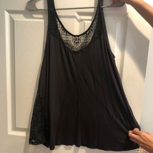 American Eagle flowy tank